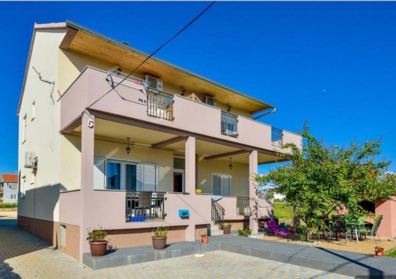 Holiday House Andrija 비빈제 외부 사진