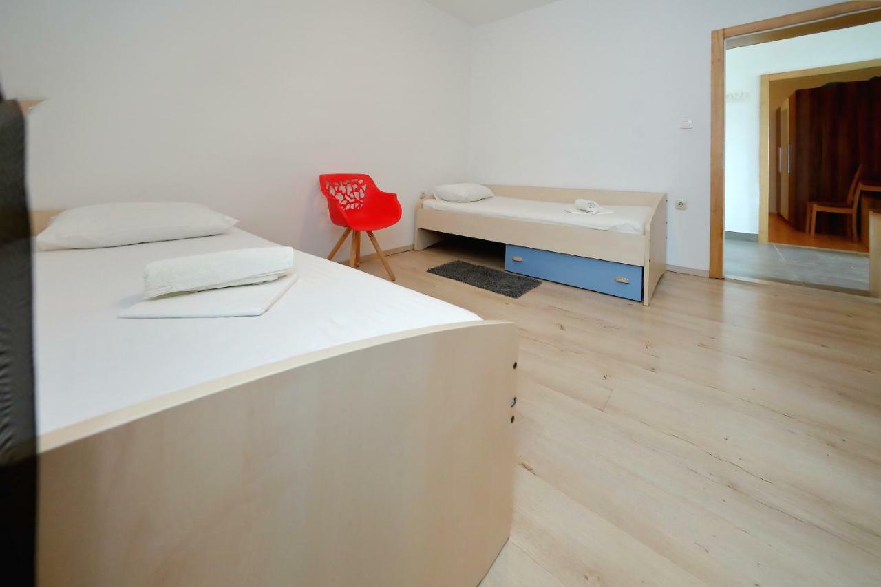 Holiday House Andrija 비빈제 외부 사진