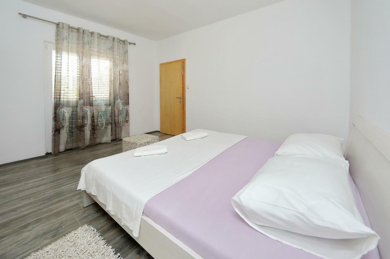Holiday House Andrija 비빈제 외부 사진