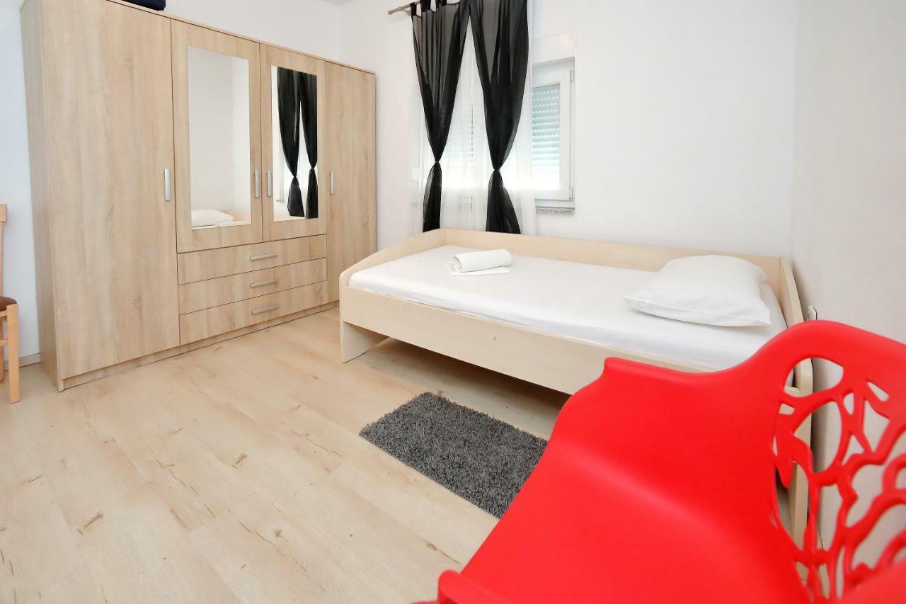 Holiday House Andrija 비빈제 외부 사진